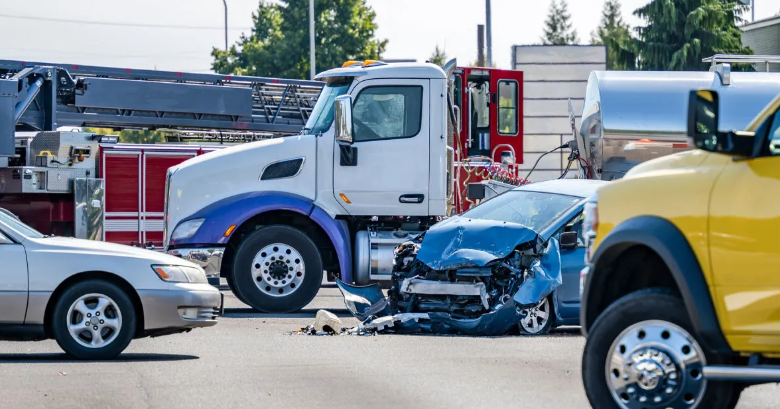 Steps to Take After a Semi-Truck Accident: Guidance from an Experienced Attorney
